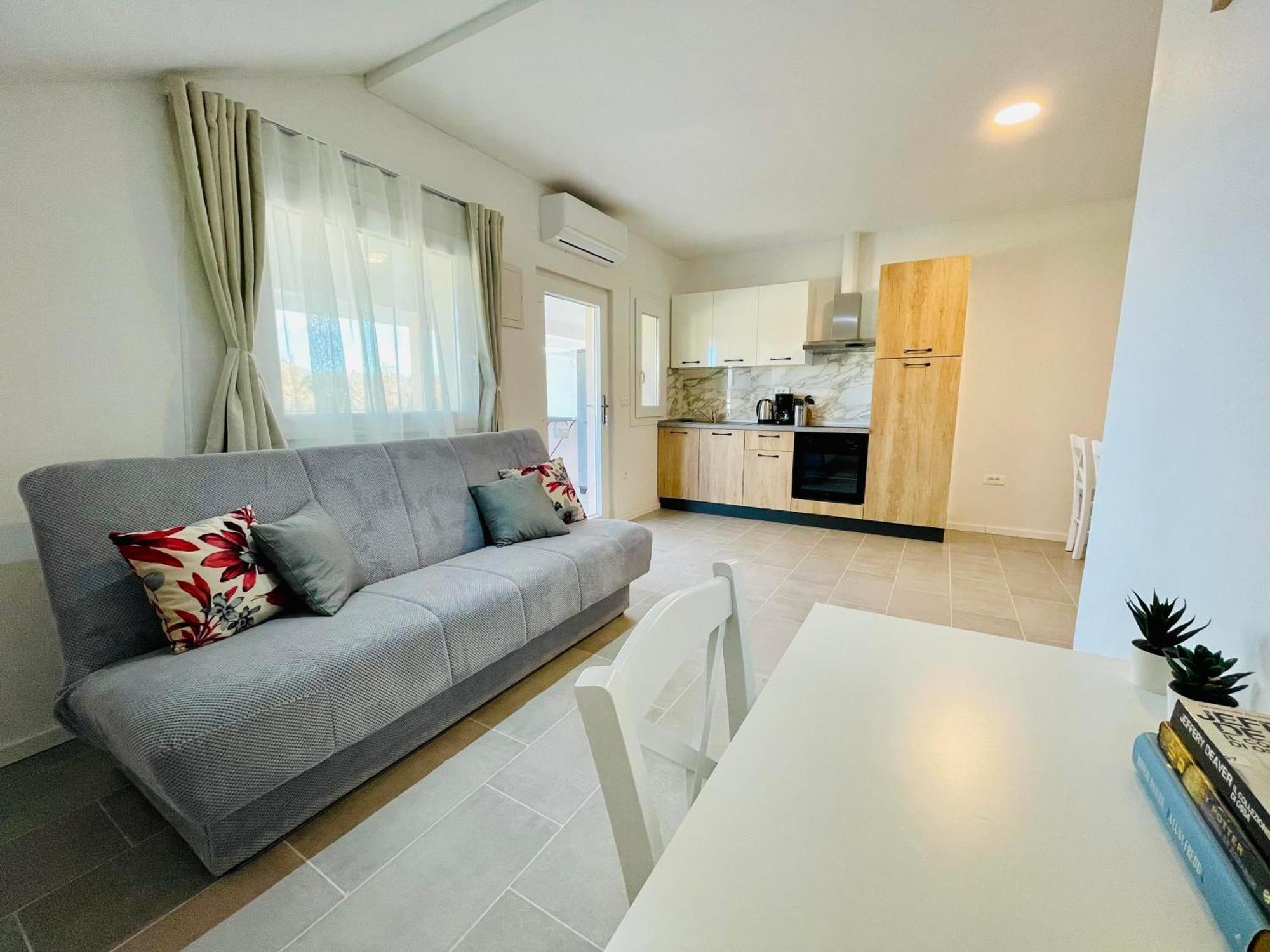 New Apartments Miya - Peroj Beach Exterior photo